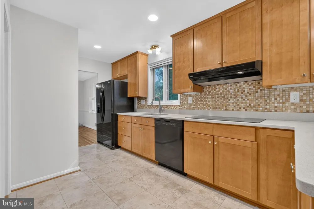 6905 HUNTSMAN BOULEVARD Springfield, VA 22153