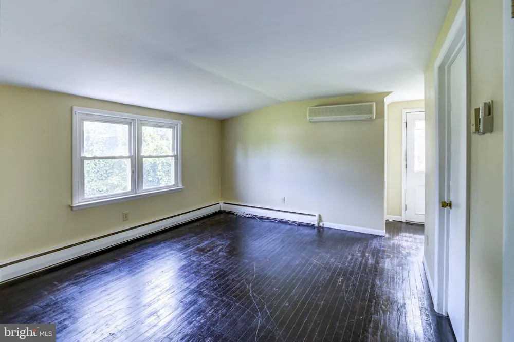 107 E SIXTH STREET #2 Lansdale, PA 19446