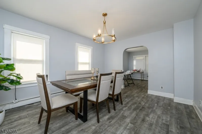 25 Comfort Pl Clifton City, NJ 07011