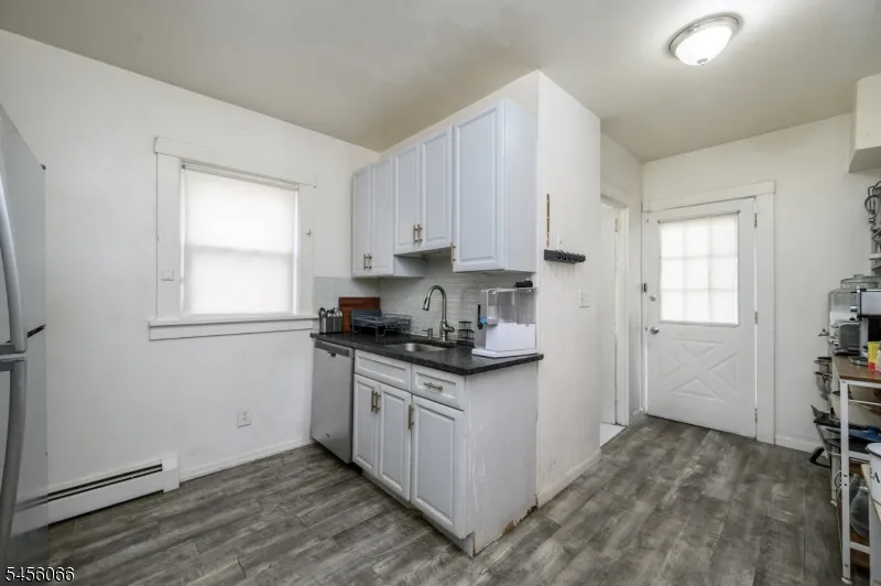 25 Comfort Pl Clifton City, NJ 07011