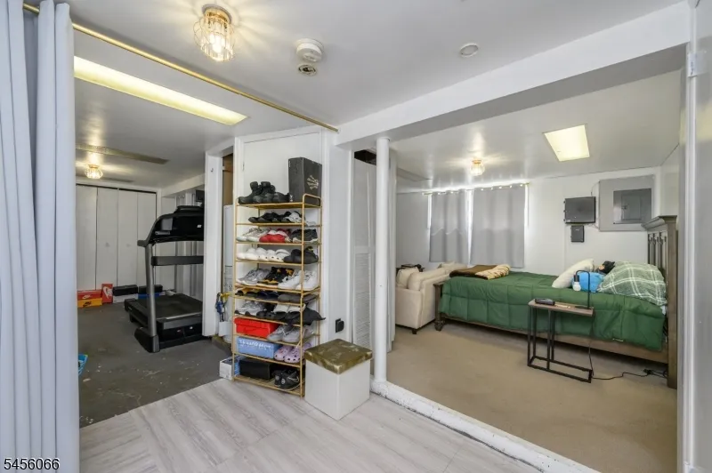 25 Comfort Pl Clifton City, NJ 07011
