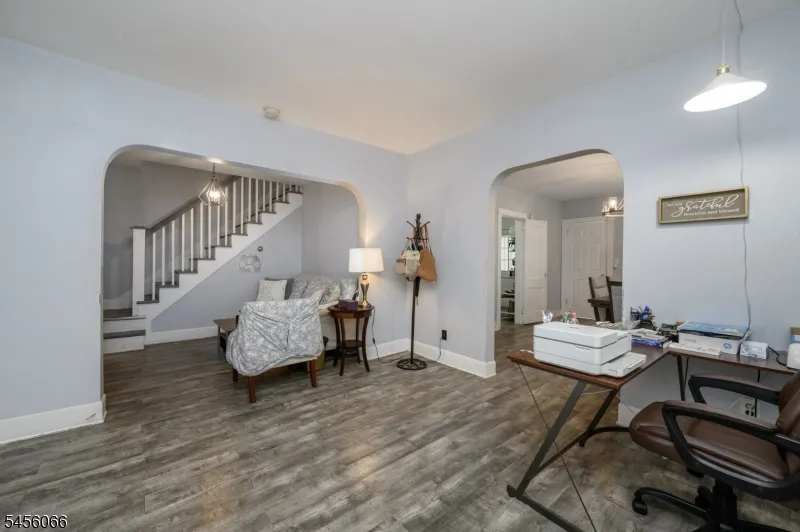 25 Comfort Pl Clifton City, NJ 07011