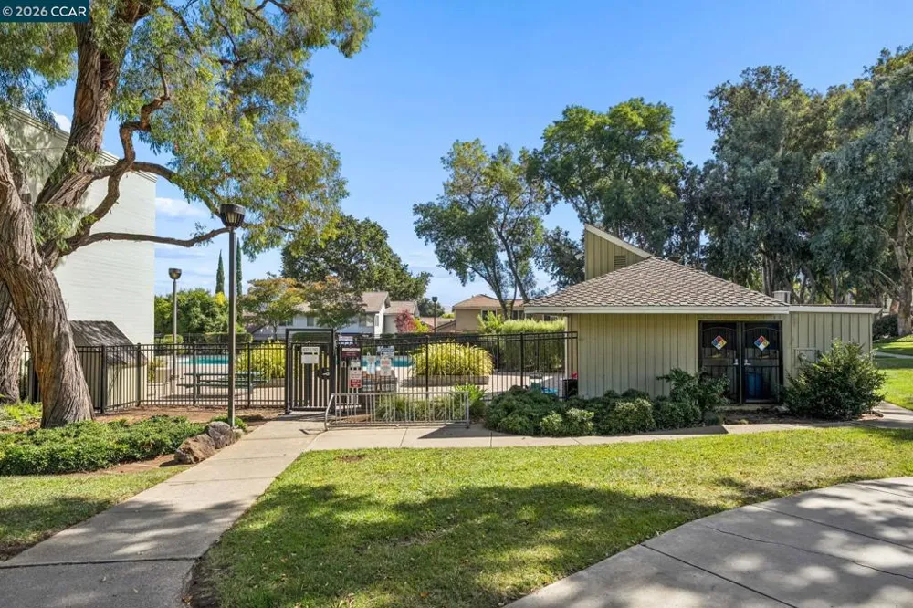 4475 Barberry Concord, CA 94521