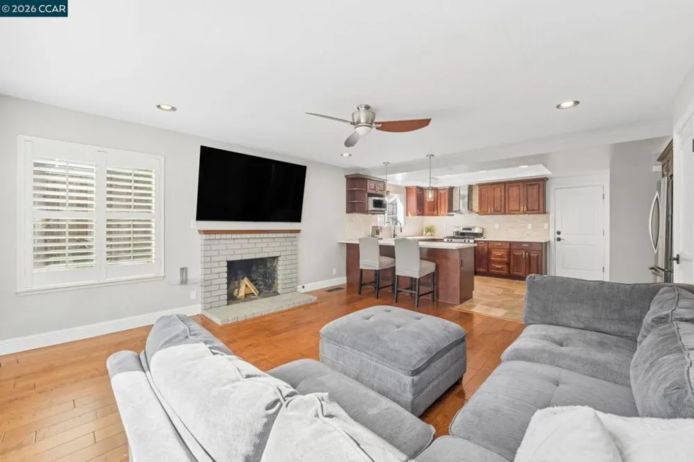 4475 Barberry Concord, CA 94521