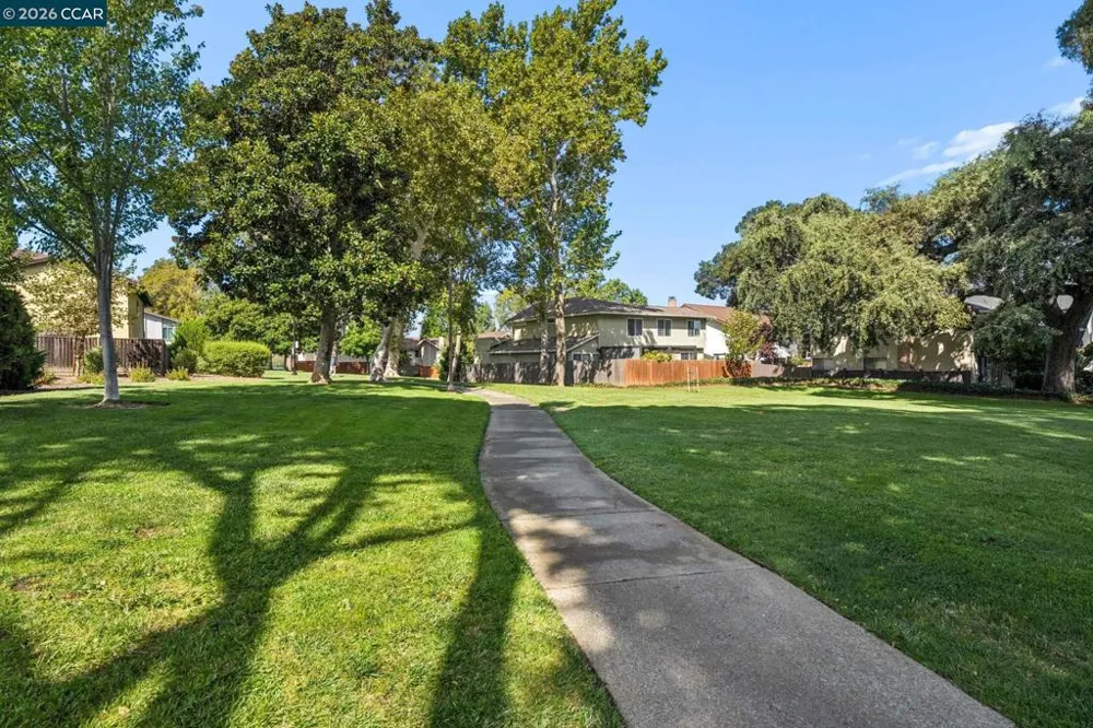 4475 Barberry Concord, CA 94521