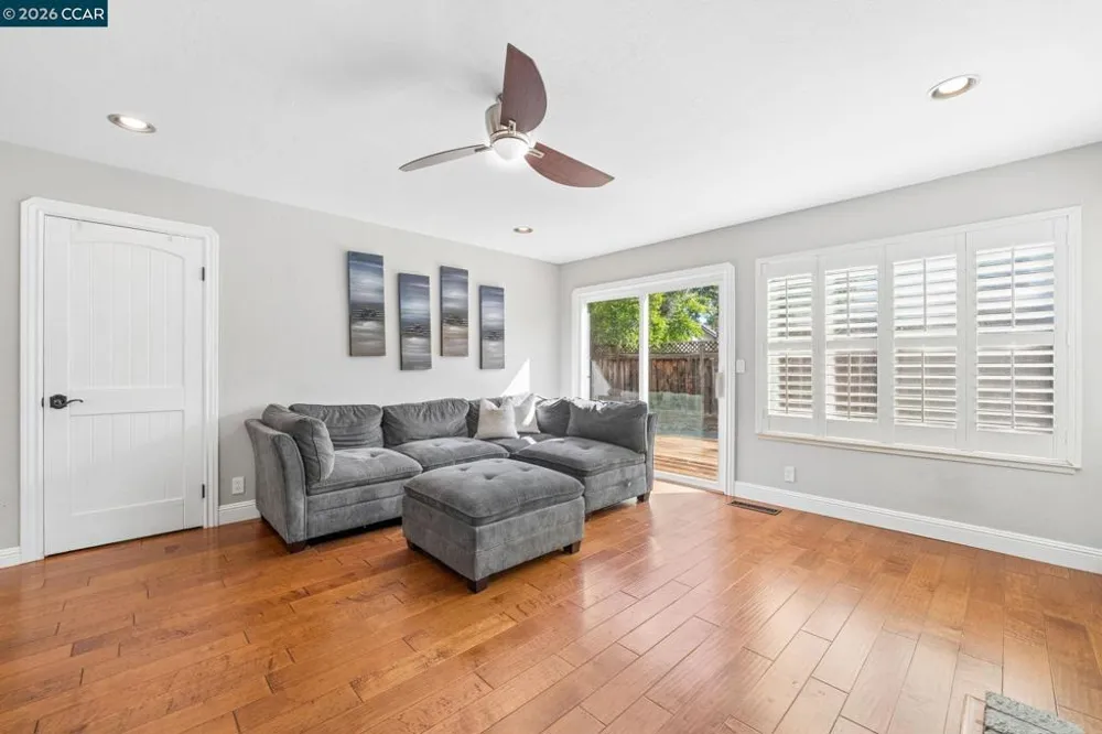 4475 Barberry Concord, CA 94521