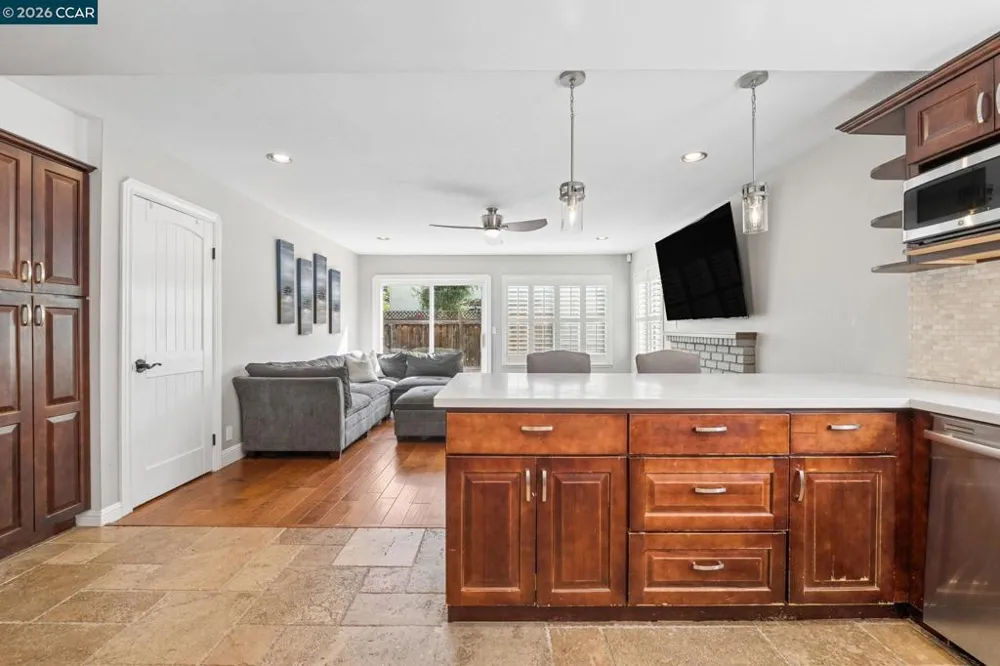 4475 Barberry Concord, CA 94521