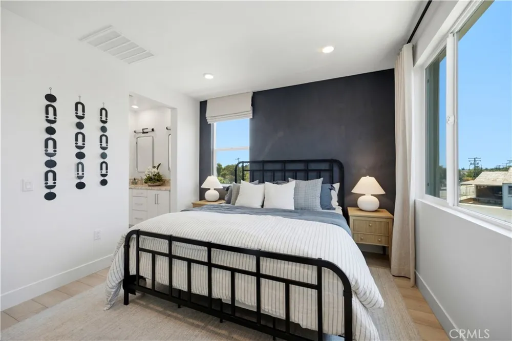 9334 Via Azul Pico Rivera, CA 90660