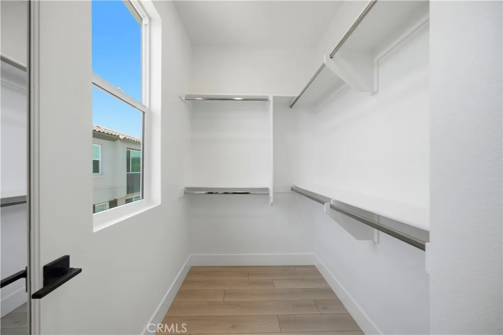 9334 Via Azul Pico Rivera, CA 90660