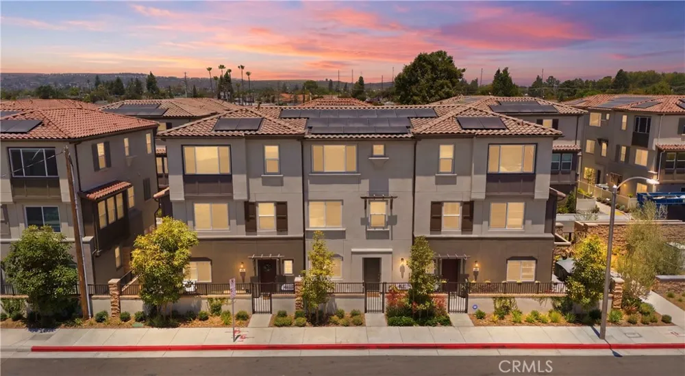 9334 Via Azul Pico Rivera, CA 90660