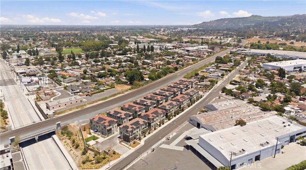 9334 Via Azul Pico Rivera, CA 90660