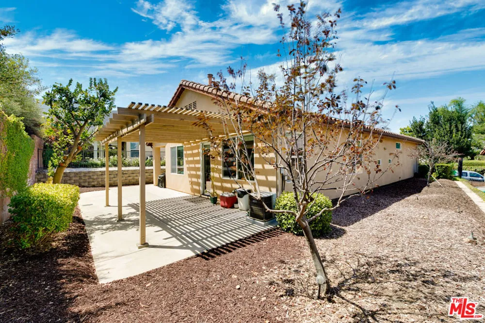24292 Nobe Street Corona, CA 92883