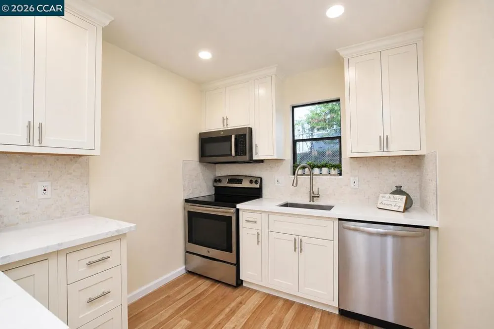 395 Camelback Rd #2 Pleasant Hill, CA 94523