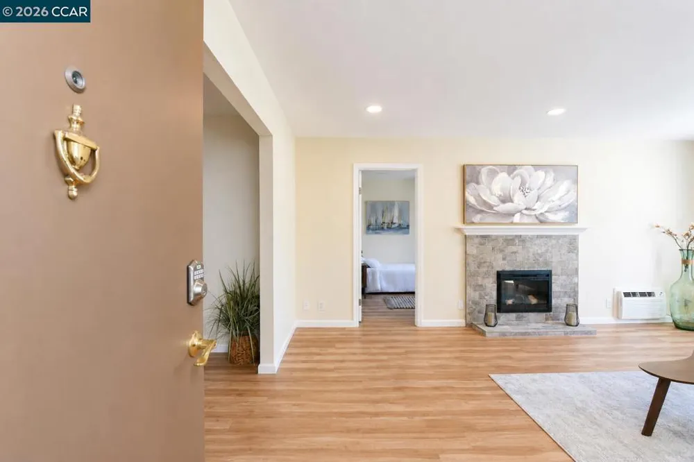 395 Camelback Rd #2 Pleasant Hill, CA 94523