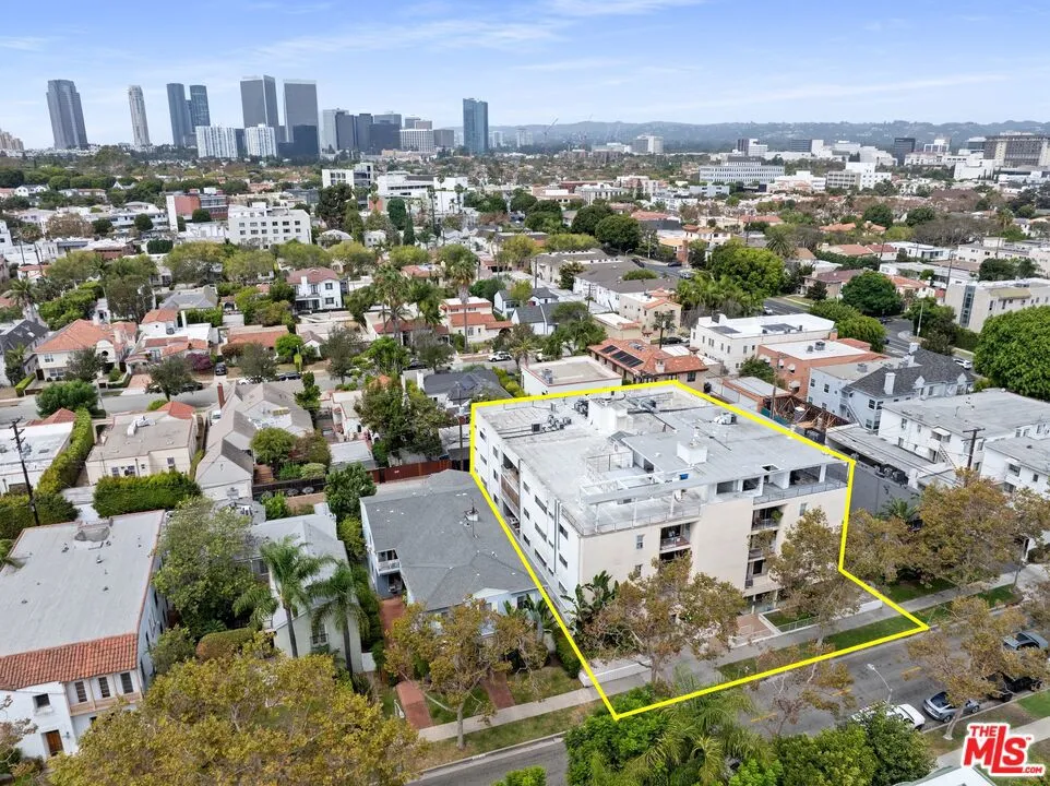 423 S Rexford Drive #305 Beverly Hills, CA 90212