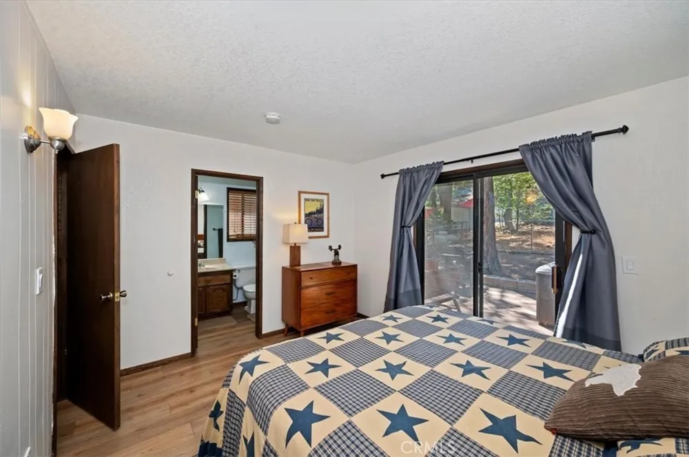 42587 Cedar Big Bear Lake, CA 92315
