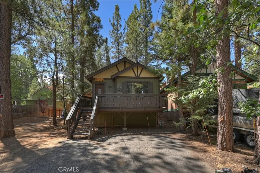 42587 Cedar Big Bear Lake, CA 92315