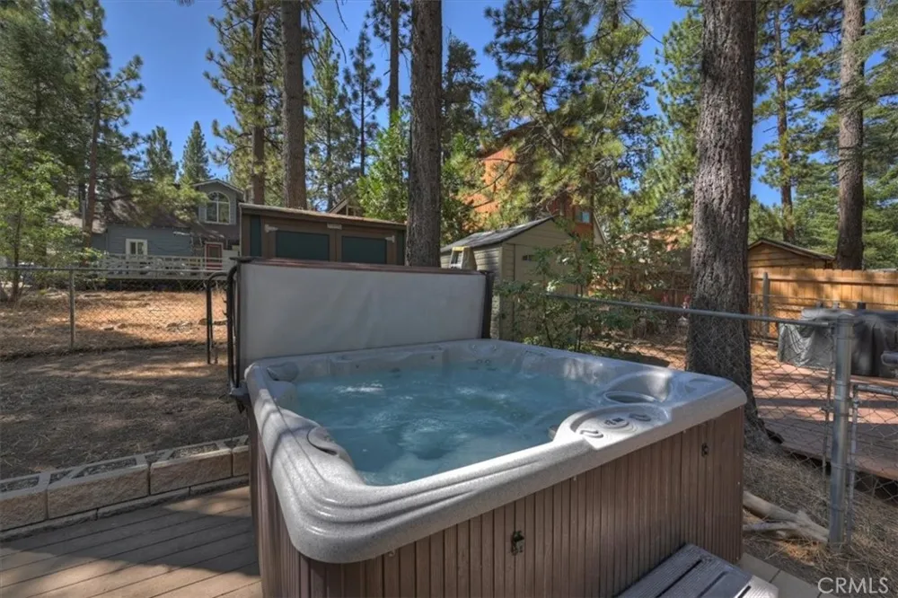 42587 Cedar Big Bear Lake, CA 92315
