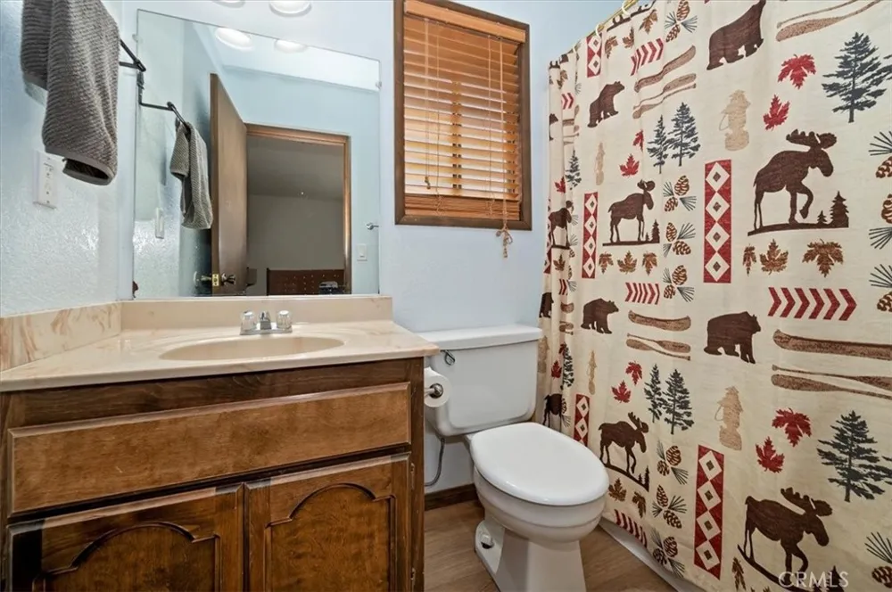 42587 Cedar Big Bear Lake, CA 92315