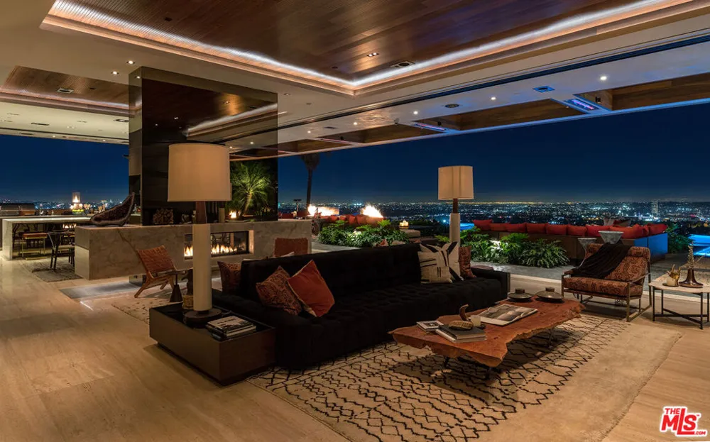 1894 Stanley Avenue Los Angeles, CA 90046