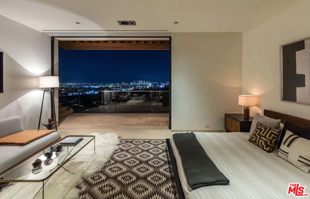 1894 Stanley Avenue Los Angeles, CA 90046