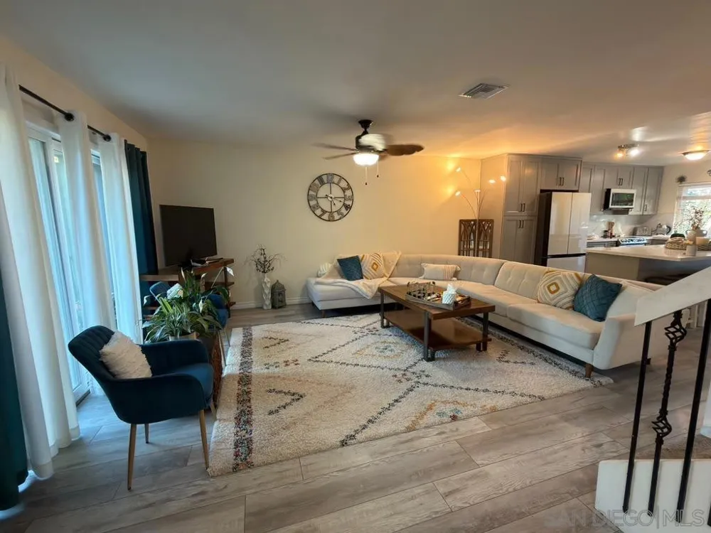 11375 Matinal Circle San Diego, CA 92127
