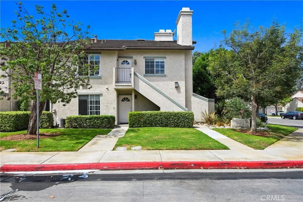 141 Oxford Irvine, CA 92612