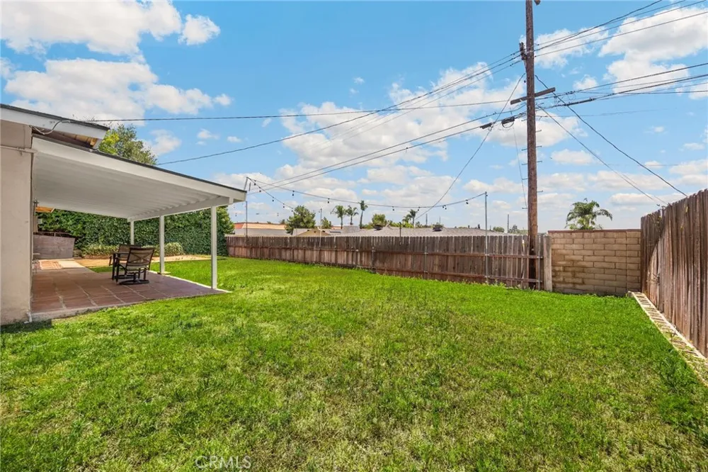 19638 E Groverdale Covina, CA 91724