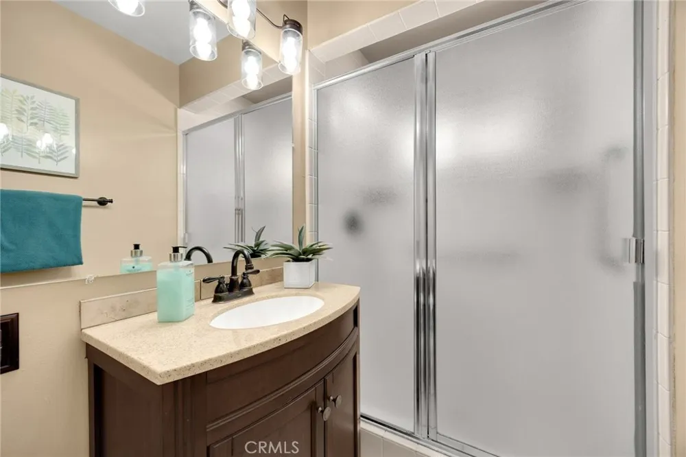 19638 E Groverdale Covina, CA 91724