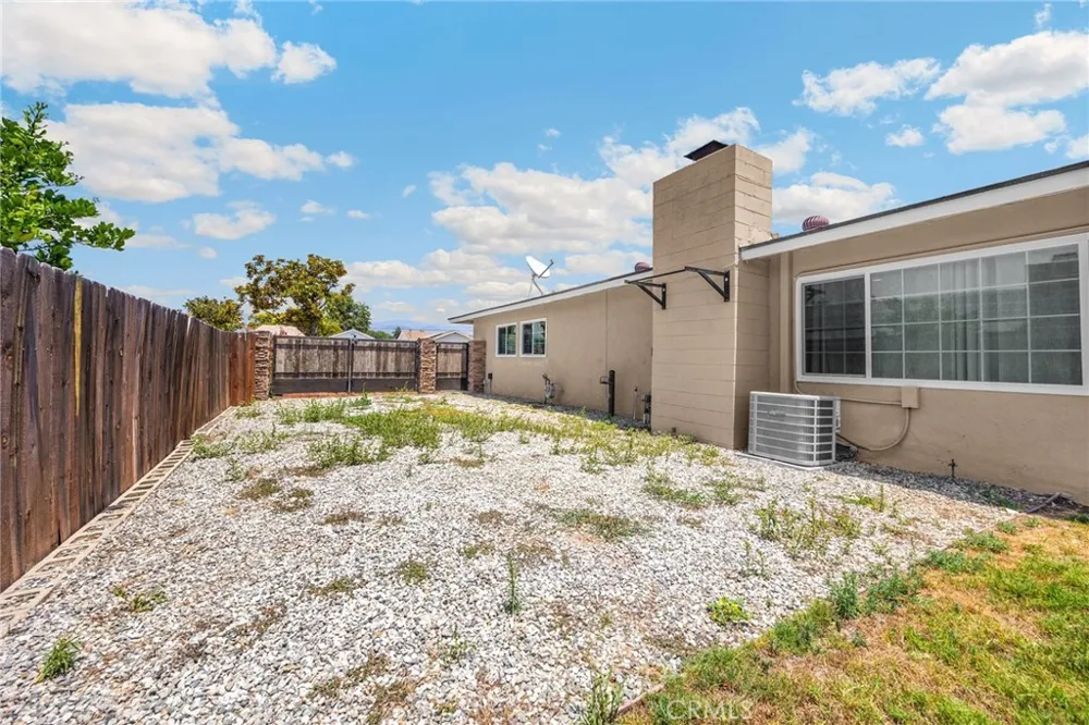 19638 E Groverdale Covina, CA 91724