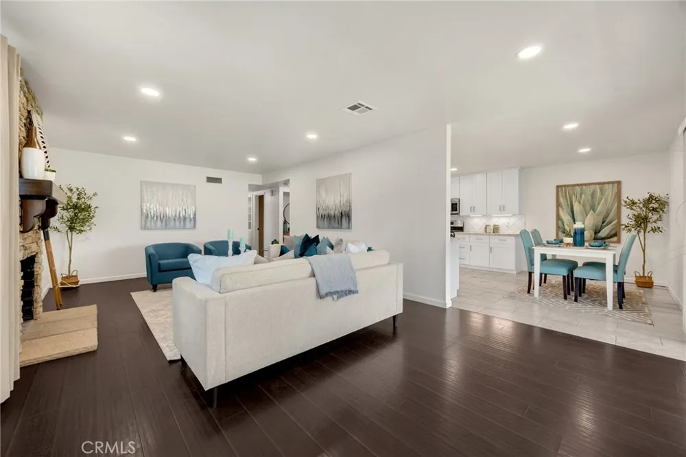 19638 E Groverdale Covina, CA 91724