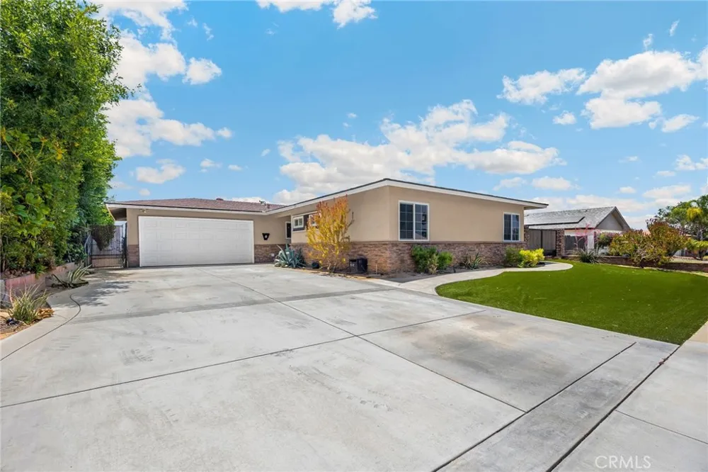 19638 E Groverdale Covina, CA 91724