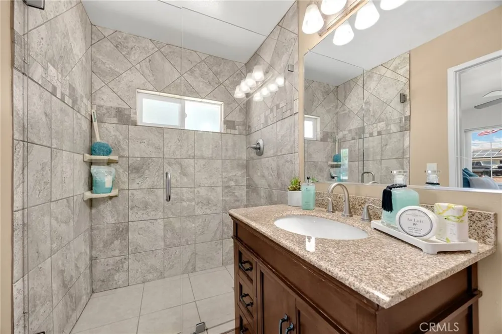 19638 E Groverdale Covina, CA 91724