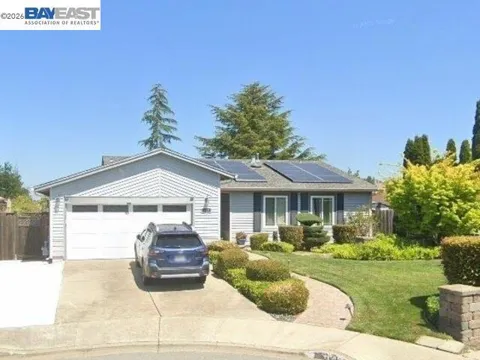 127 Catalpa Ct