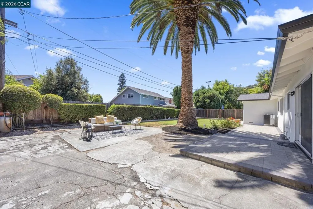 1320 Hookston Rd Concord, CA 94518