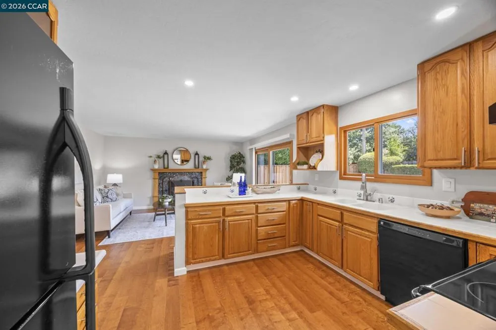 1320 Hookston Rd Concord, CA 94518