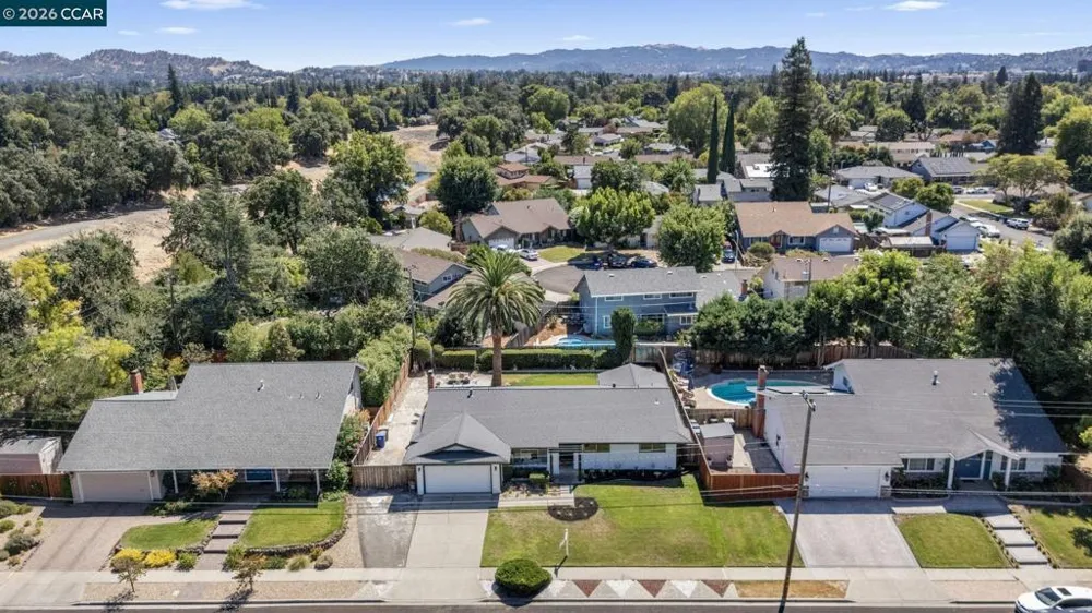 1320 Hookston Rd Concord, CA 94518