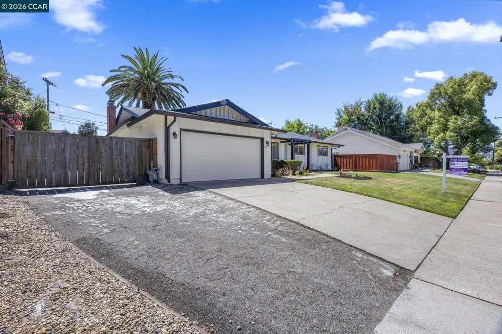 1320 Hookston Rd Concord, CA 94518