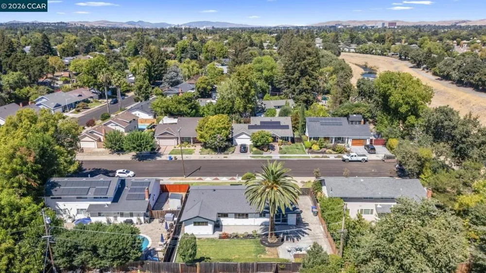 1320 Hookston Rd Concord, CA 94518