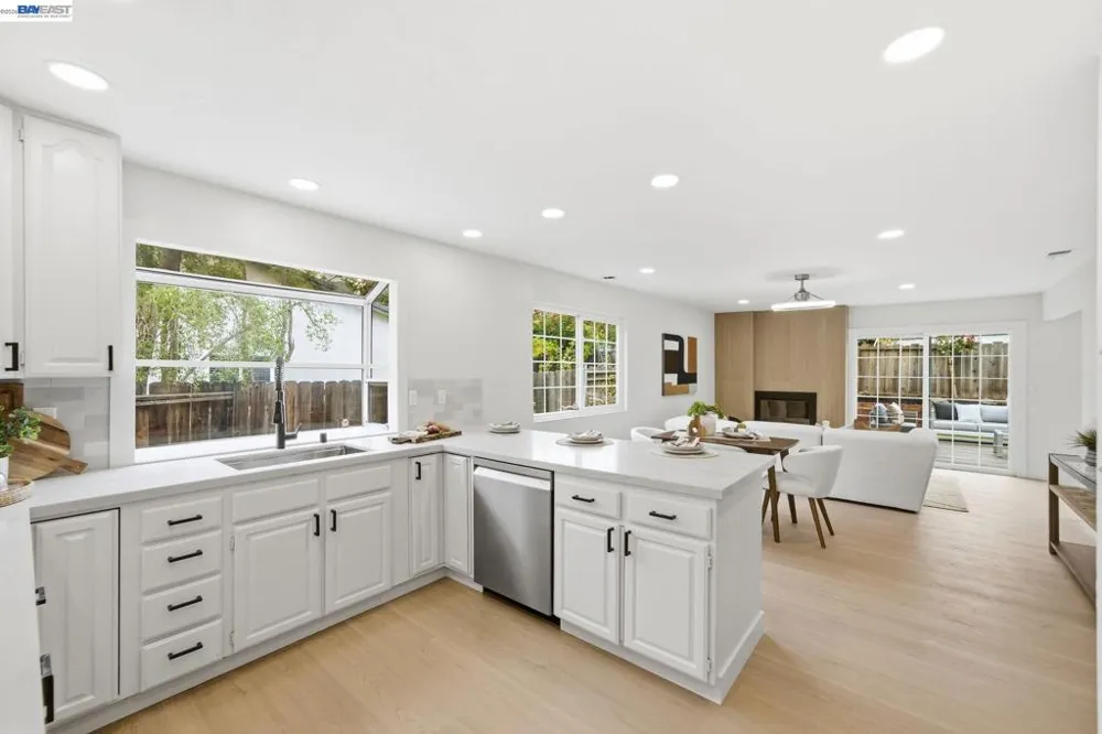 45442 Potawatami Dr Fremont, CA 94539