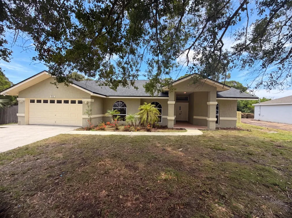 711 SE Celtic Avenue Port St. Lucie, FL 34983