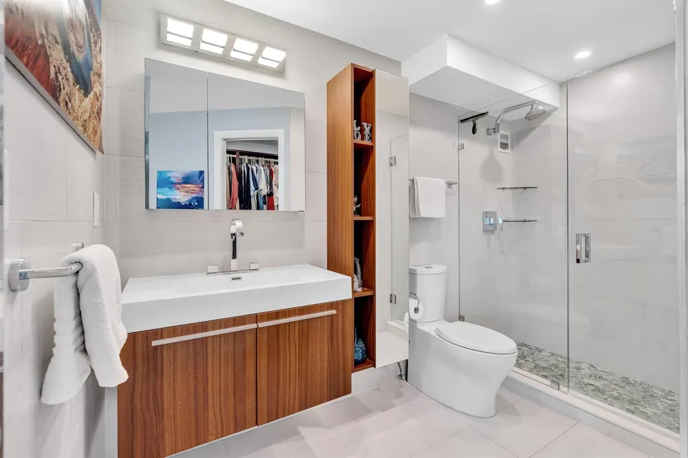 3015 Ocean Boulevard #16K Fort Lauderdale, FL 33308