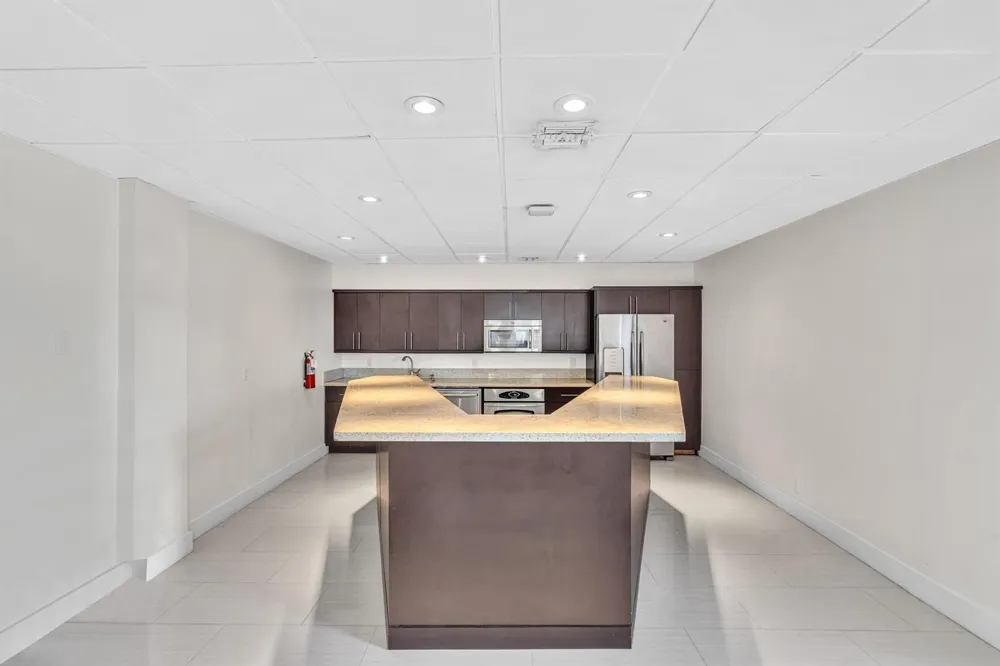3015 Ocean Boulevard #16K Fort Lauderdale, FL 33308