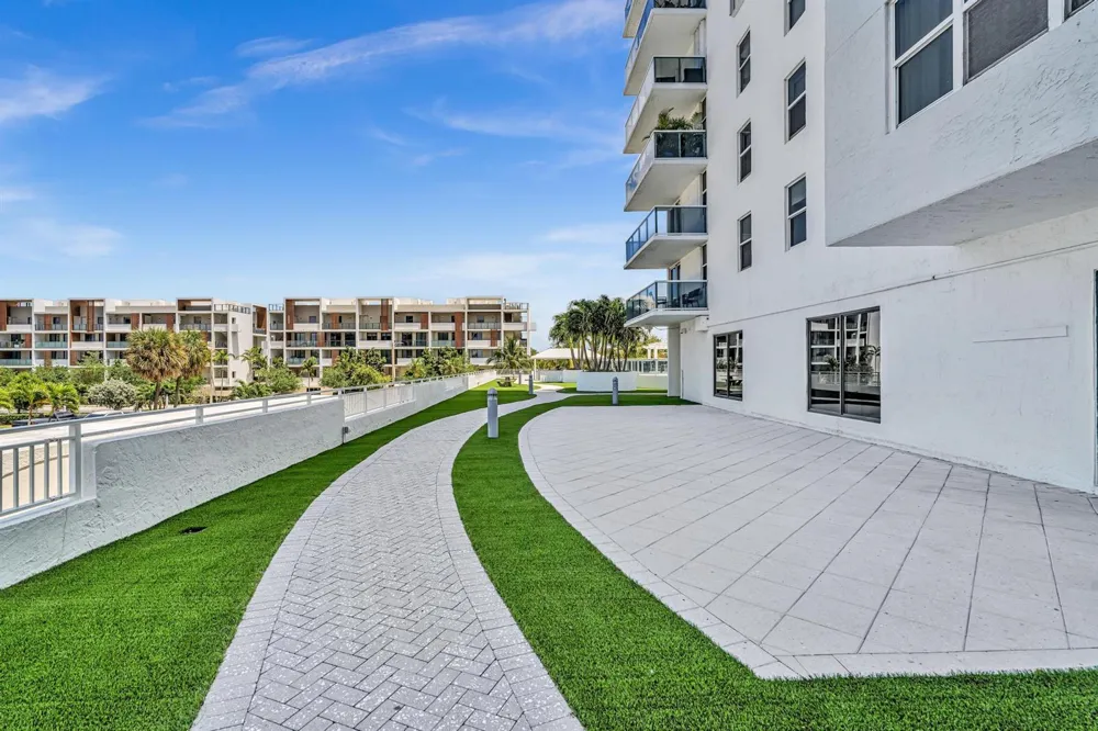 3015 Ocean Boulevard #16K Fort Lauderdale, FL 33308