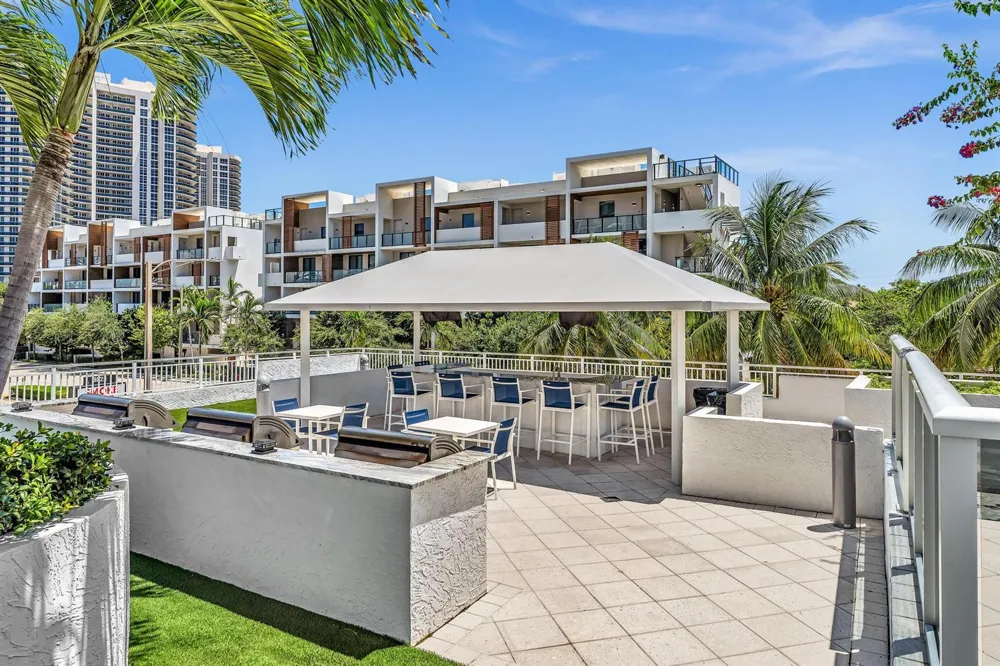 3015 Ocean Boulevard #16K Fort Lauderdale, FL 33308