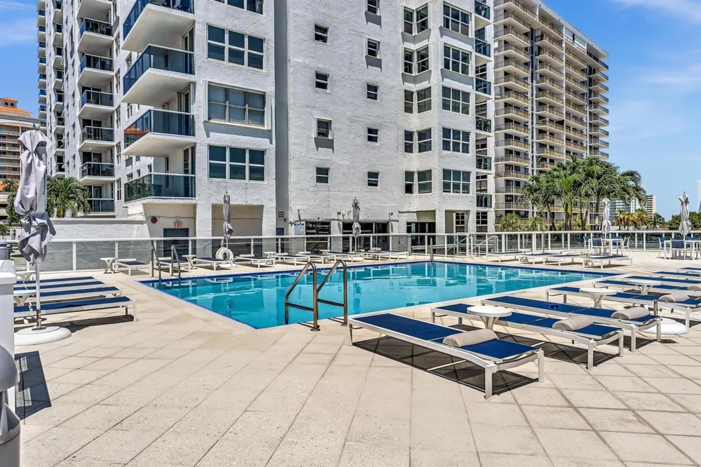 3015 Ocean Boulevard #16K Fort Lauderdale, FL 33308