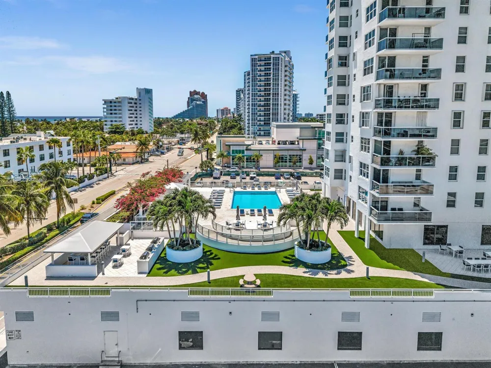 3015 Ocean Boulevard #16K Fort Lauderdale, FL 33308
