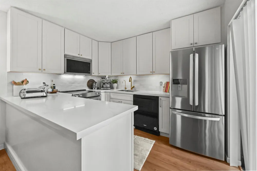 746 NW 98th Way Plantation, FL 33324