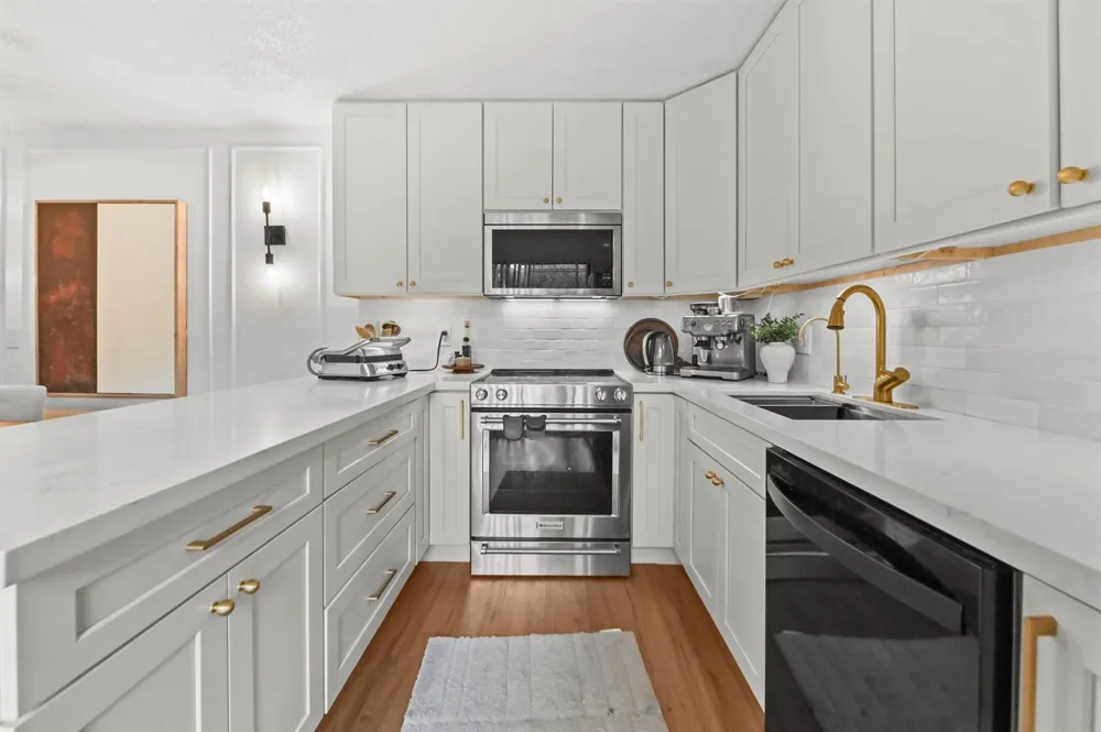 746 NW 98th Way Plantation, FL 33324