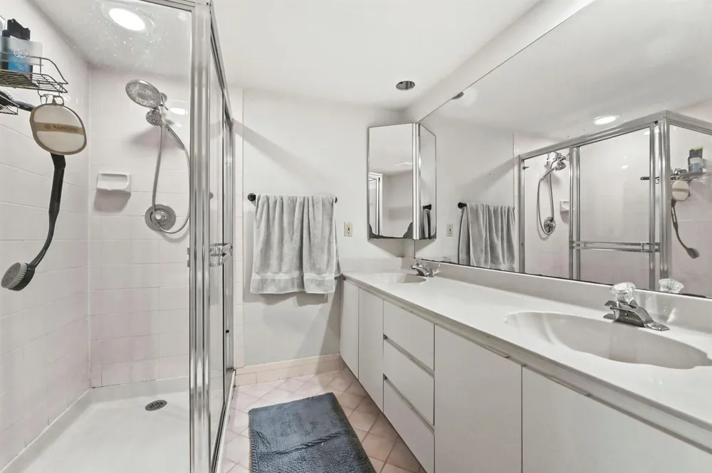 746 NW 98th Way Plantation, FL 33324